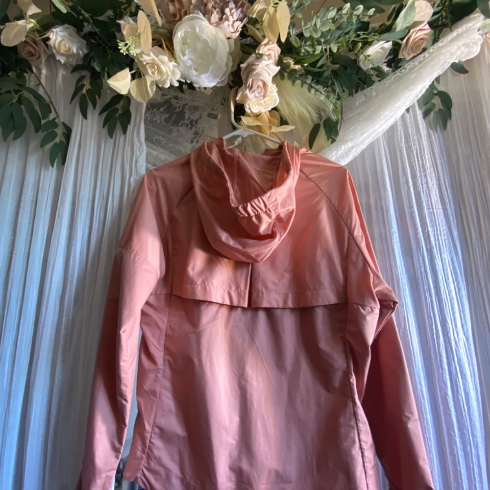 Nike jacket - Picture 3 of 3